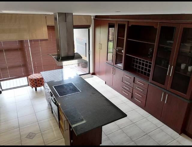 3 BEDROOM APARTMENT RENTED IN HUMEWOOD